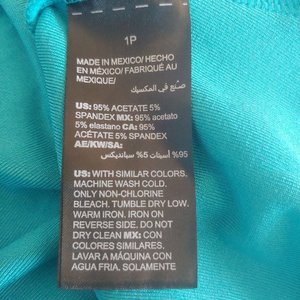 Chicos teal short sleeve a-symmetrical slinky knit top with chain size 1P - Picture 11 of 11
